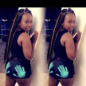 Meet your Posher, Anaya